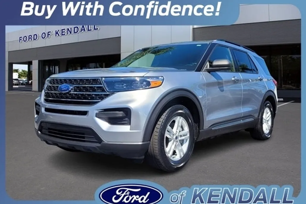 2020 Ford Explorer XLT photo 1