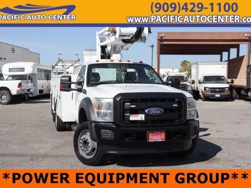 2012 Ford F-550 photo 1