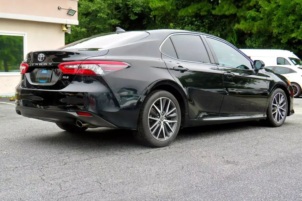 2021 Toyota Camry XLE photo 1