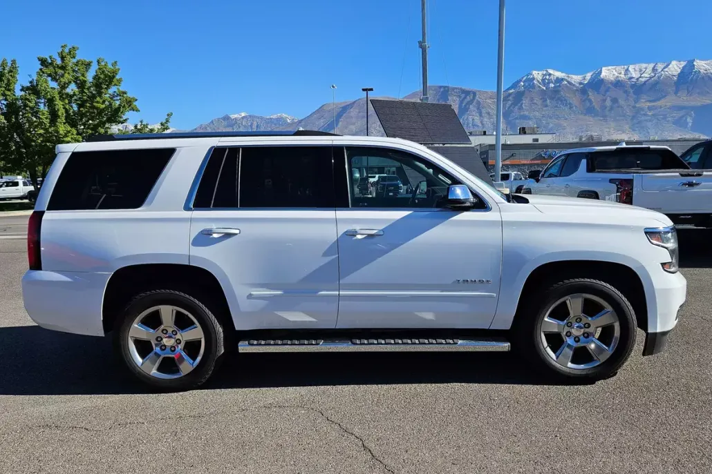 2020 Chevrolet Tahoe Premier photo 1