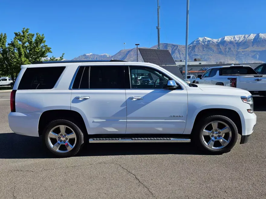 2020 Chevrolet Tahoe Premier photo 1