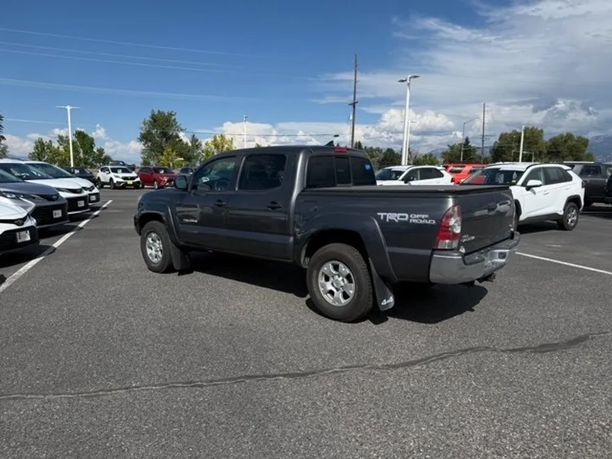 2015 Toyota Tacoma Base Double Cab photo 1