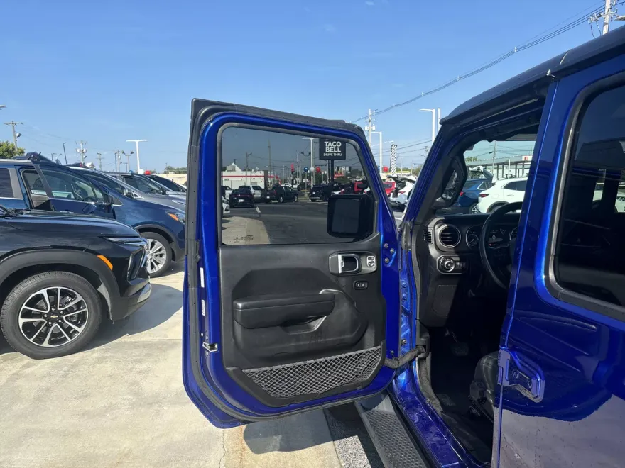 2018 Jeep Wrangler Unlimited Sport S photo 1