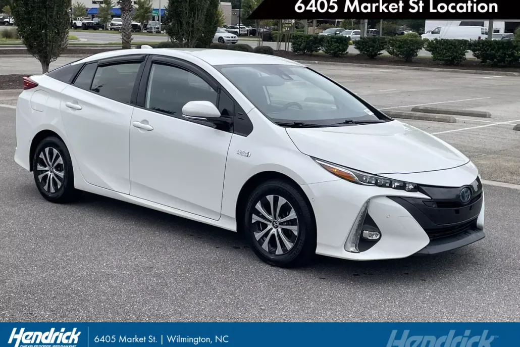 2020 Toyota Prius Prime Limited photo 1