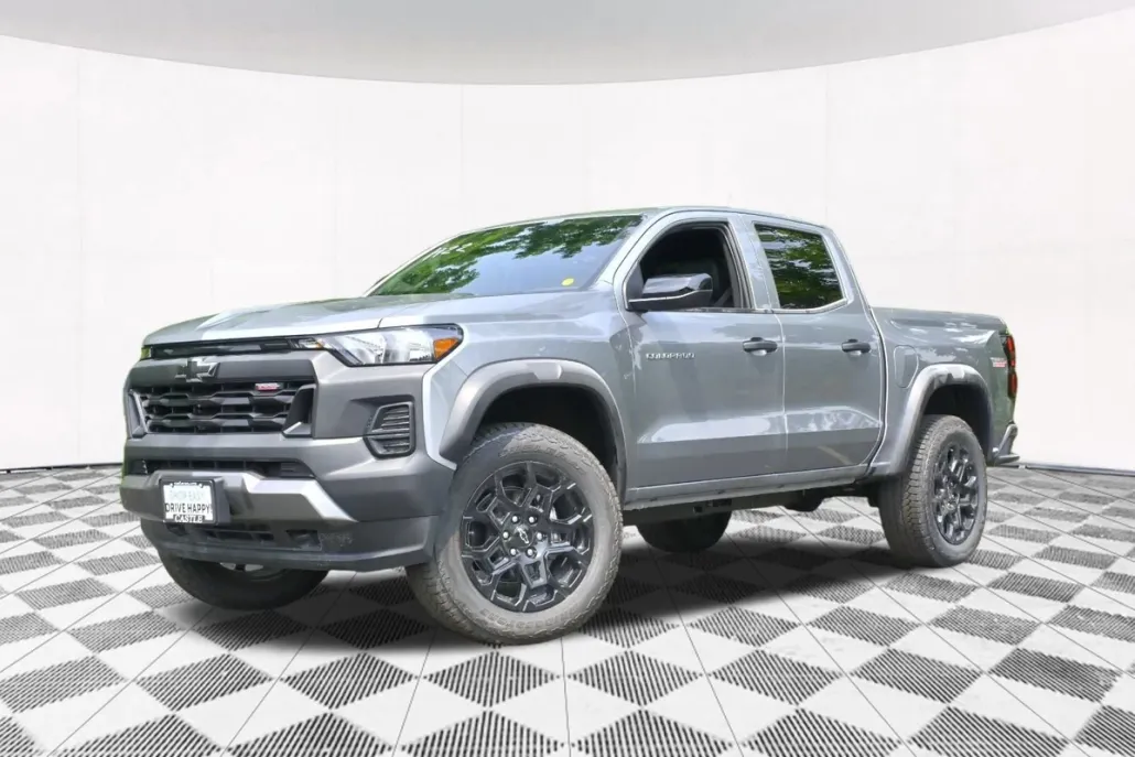 2026 Chevrolet Colorado Trail Boss photo 1