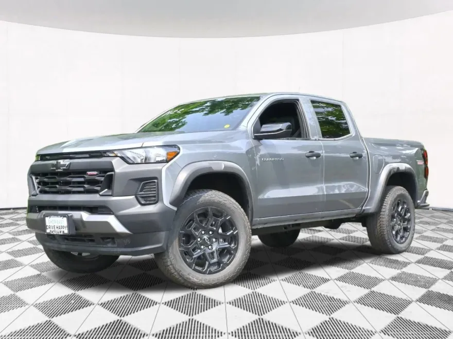2026 Chevrolet Colorado Trail Boss photo 1