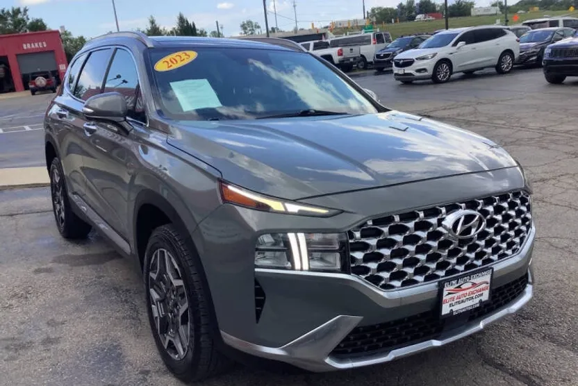 2023 Hyundai Santa Fe SEL Premium photo 1