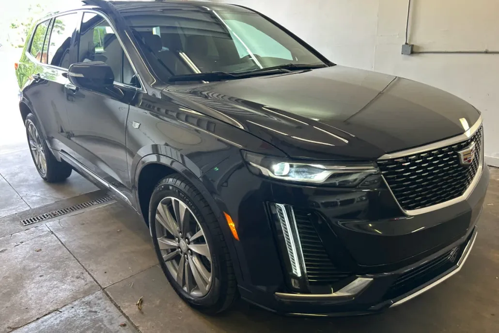 2025 Cadillac XT6 Premium Luxury photo 1