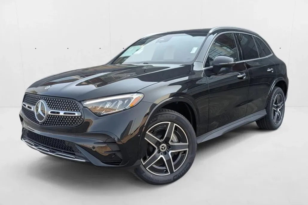 2026 Mercedes Benz GLC 300 photo 1