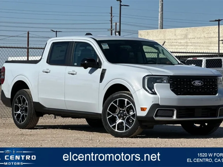 2025 Ford Maverick Lariat photo 1