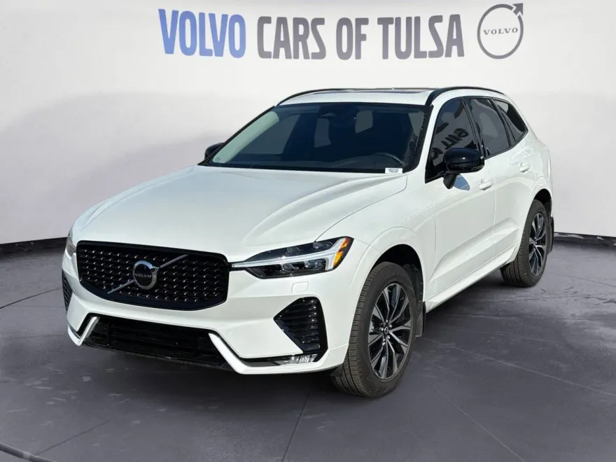 2025 Volvo XC60 B5 Core photo 1