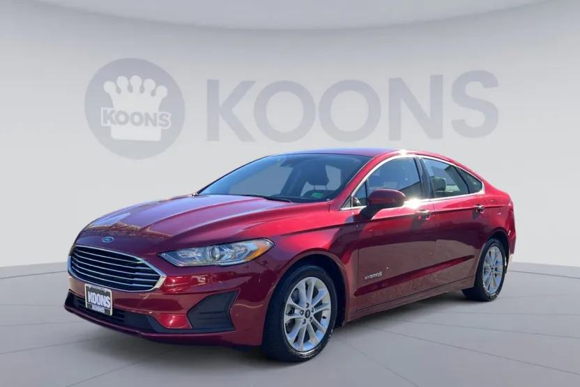 2019 Ford Fusion Hybrid SE photo 1