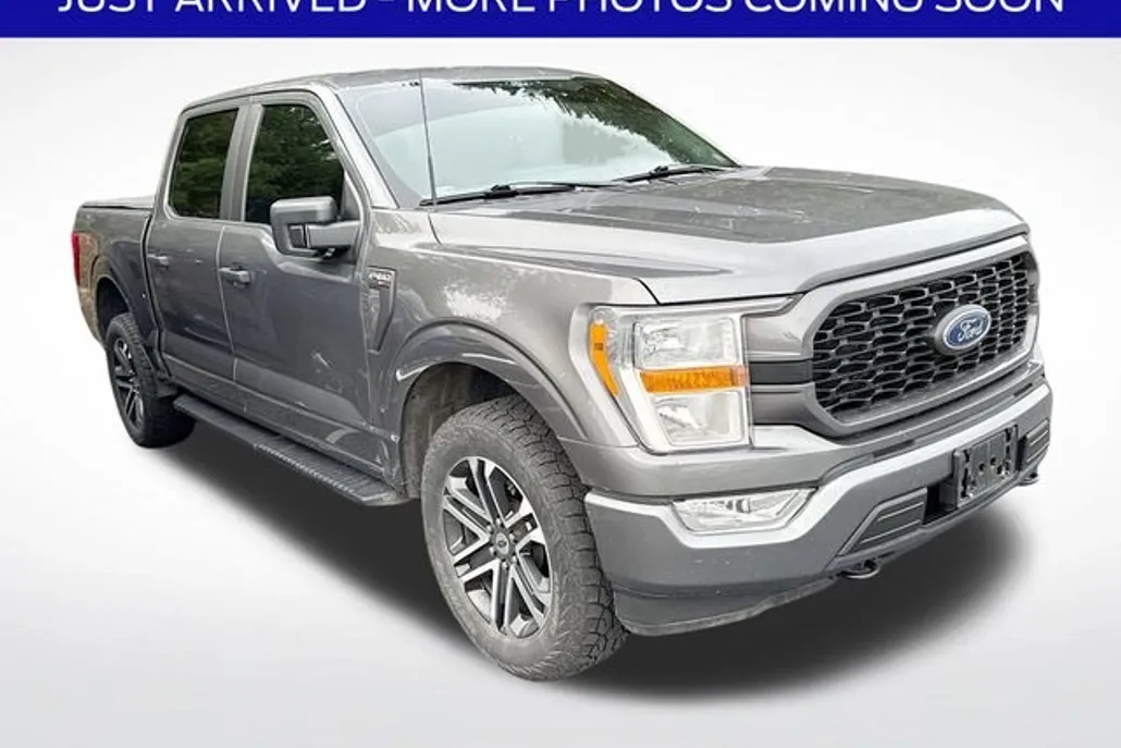 2022 Ford F-150 XL photo 1