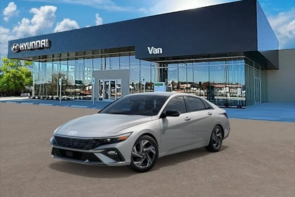 2025 Hyundai Elantra SEL Sport photo 1