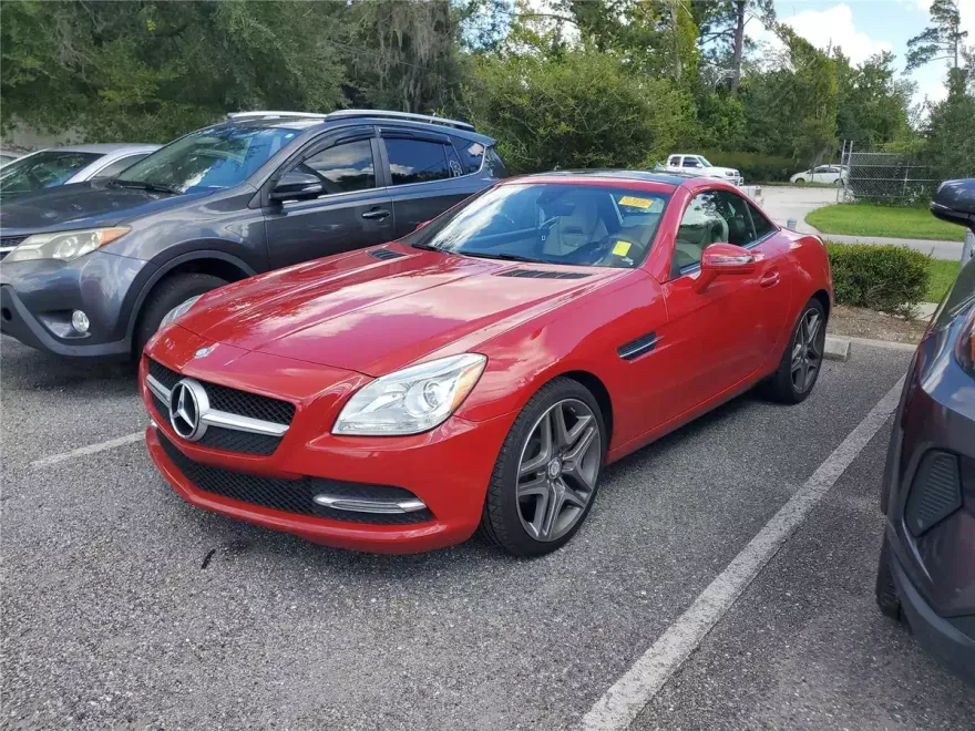 2013 Mercedes Benz SLK 250 photo 1