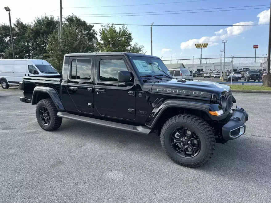 2025 Jeep Gladiator Sport photo 1