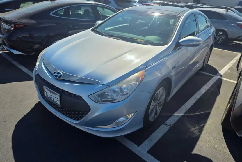 2015 Hyundai Sonata Hybrid Limited photo 1