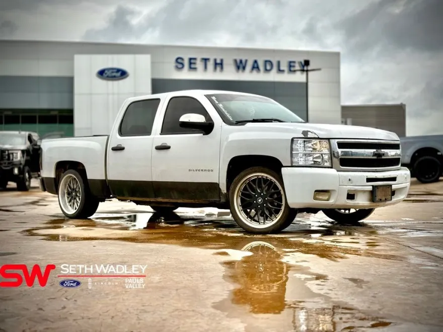 2012 Chevrolet Silverado 1500 LS photo 1