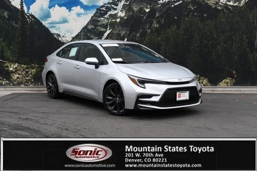 2023 Toyota Corolla SE photo 1