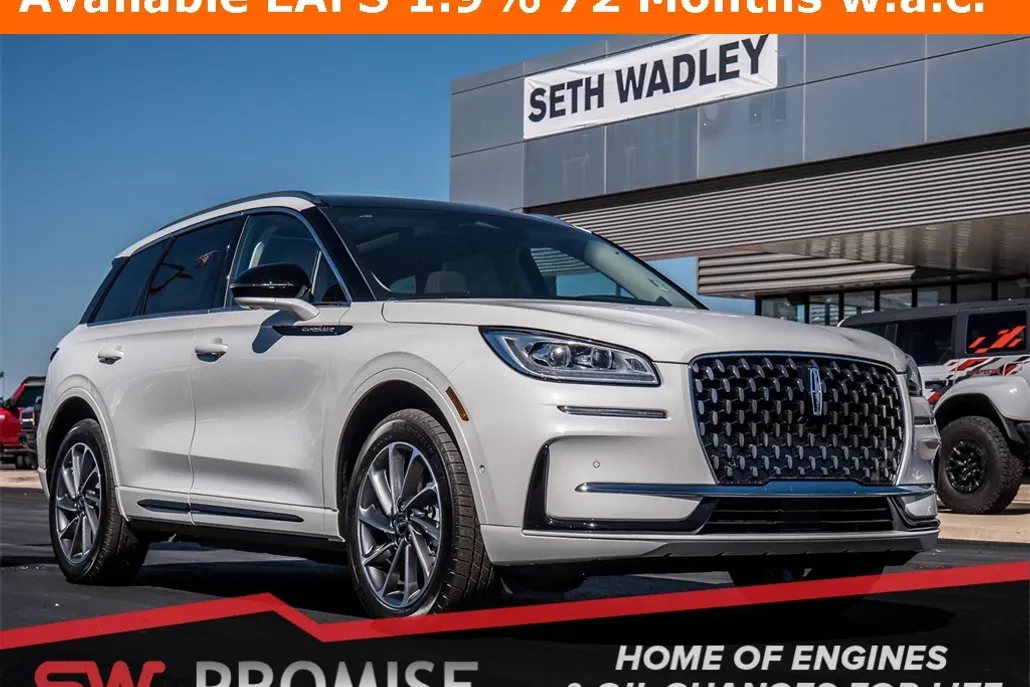 2024 Lincoln Corsair Grand Touring photo 1