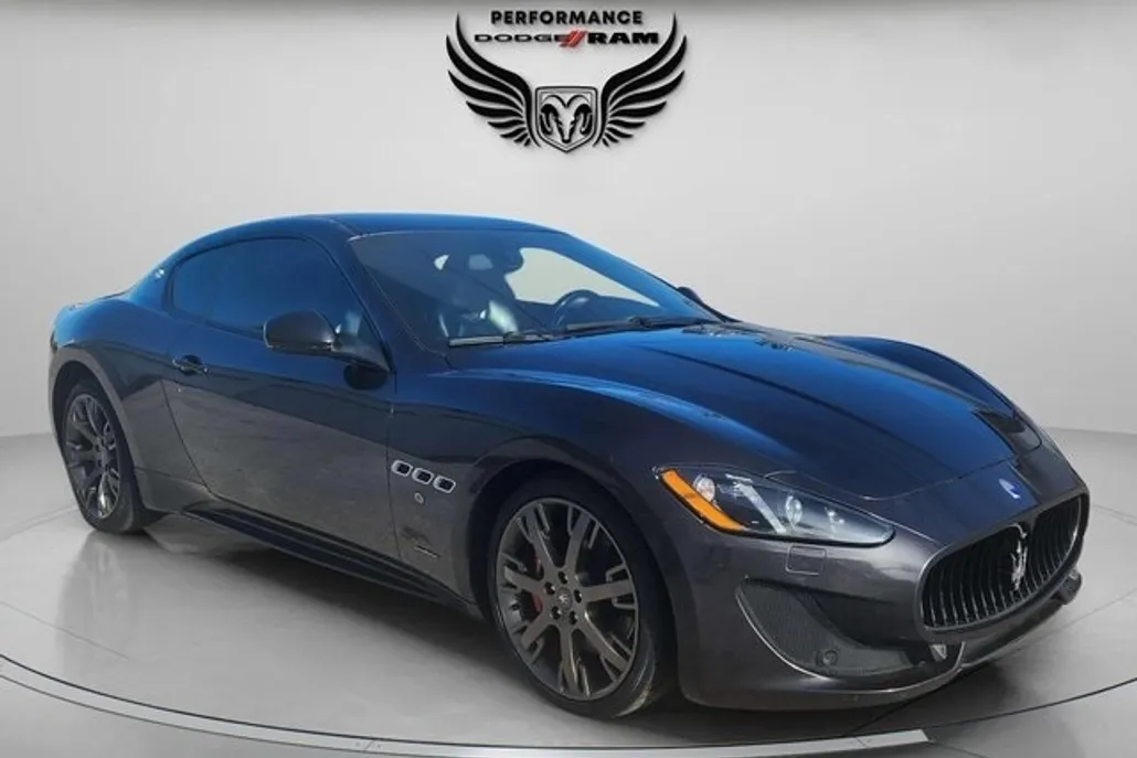 2013 Maserati Granturismo Sport photo 1