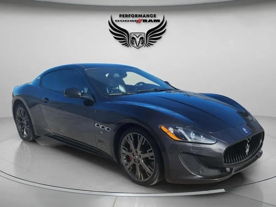 2013 Maserati Granturismo Sport photo 1