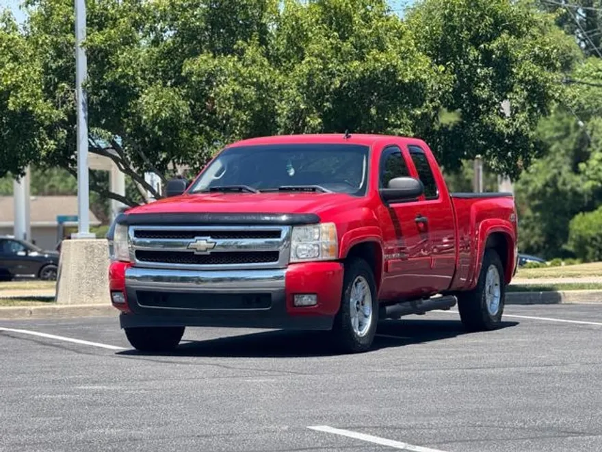 2007 Chevrolet Silverado 1500 Work Truck photo 1