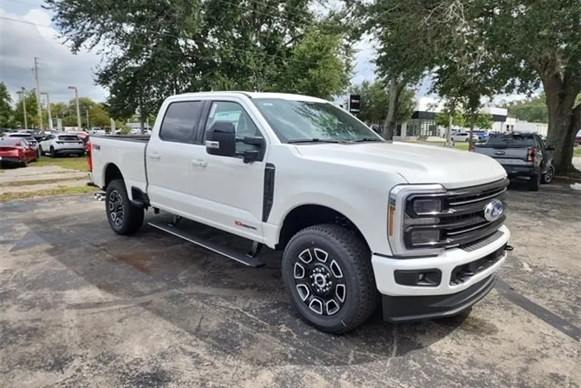 2026 Ford F-250 Platinum photo 1