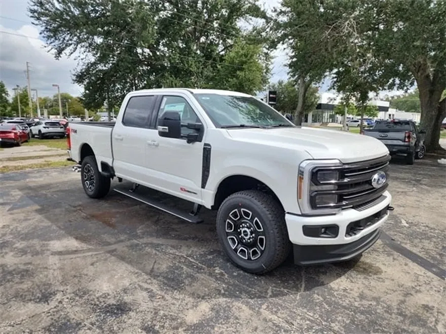 2026 Ford F-250 Platinum photo 1