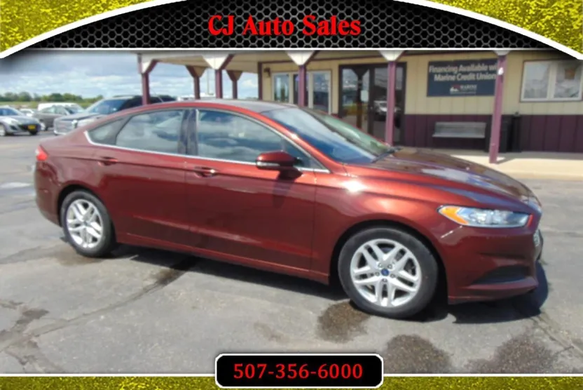 2016 Ford Fusion SE photo 1