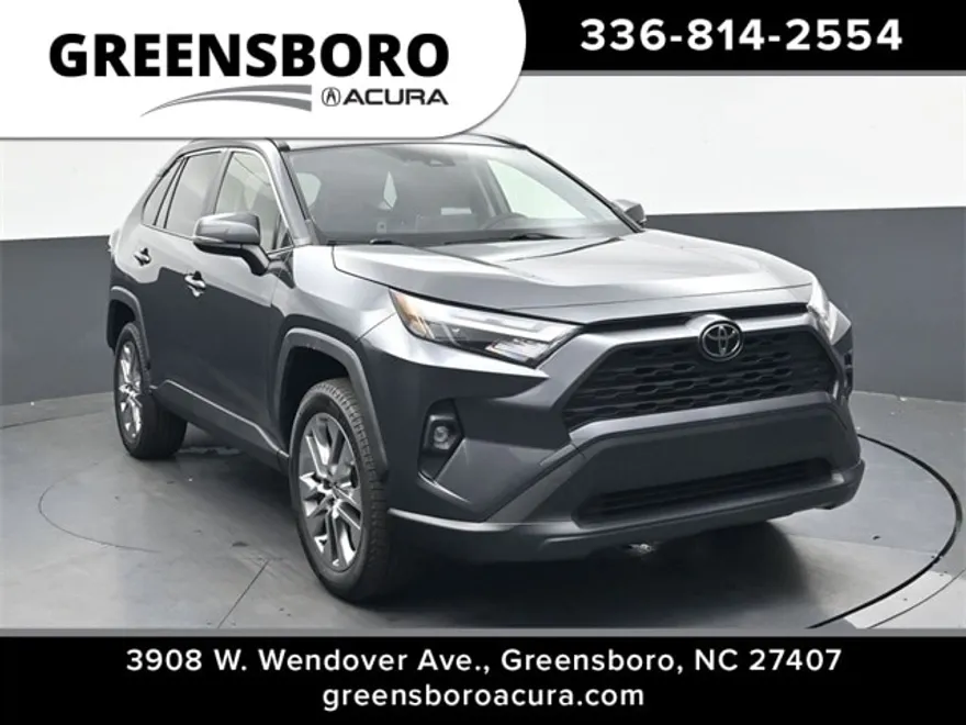 2022 Toyota RAV4 XLE Premium photo 1