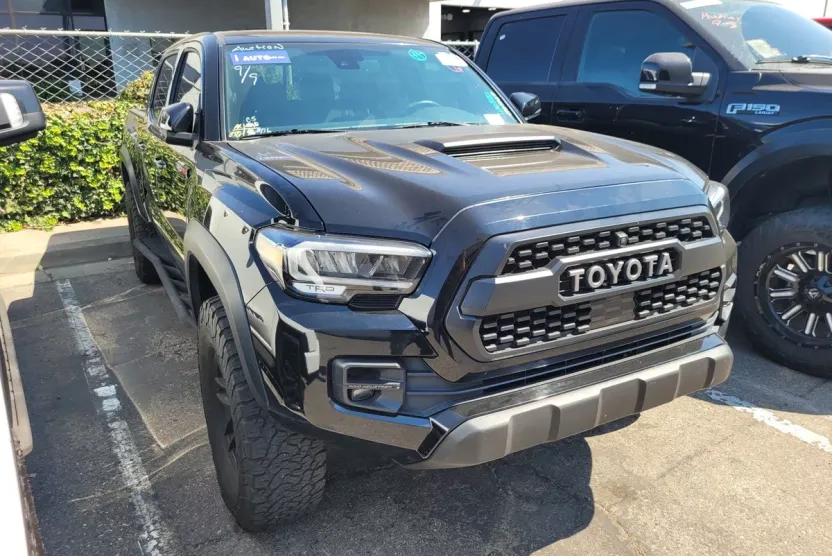 2021 Toyota Tacoma TRD Pro photo 1