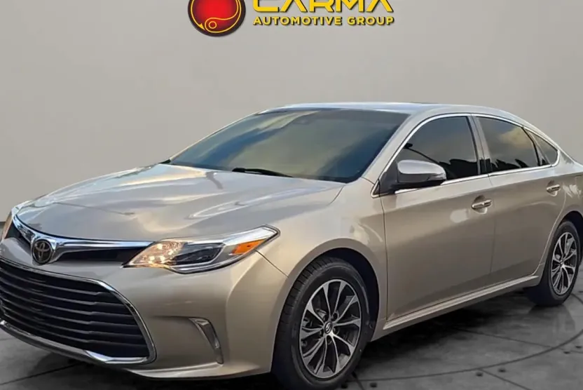 2018 Toyota Avalon XLE Premium photo 1