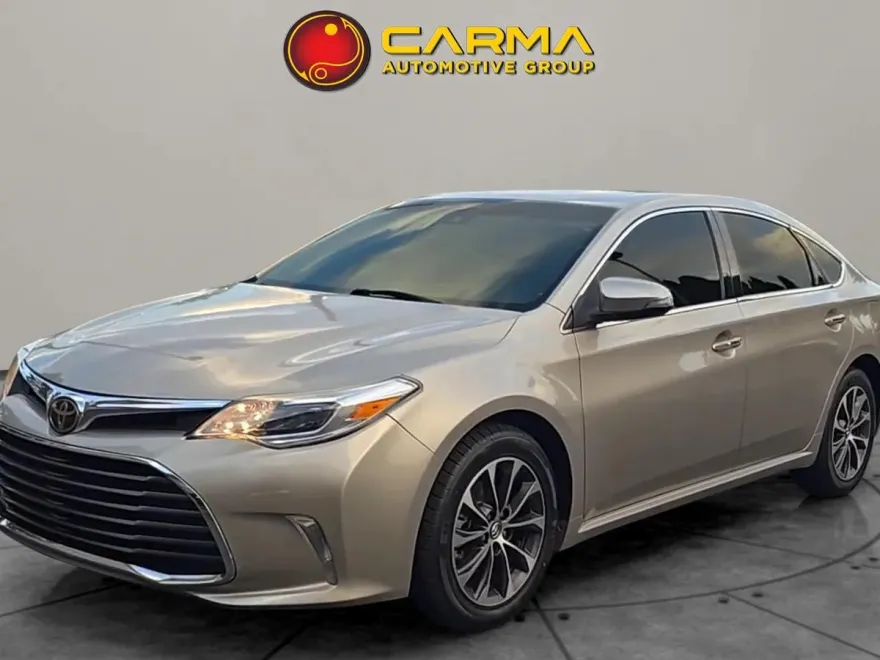 2018 Toyota Avalon XLE Premium photo 1