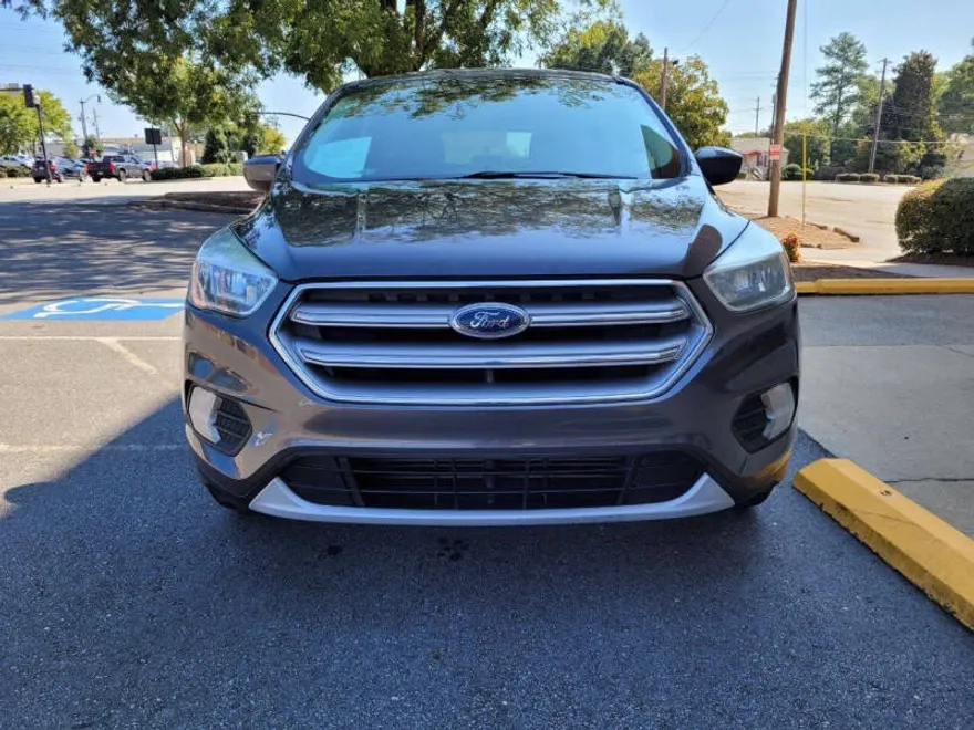 2017 Ford Escape SE photo 1