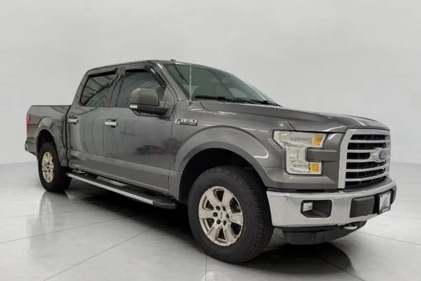 2015 Ford F-150 XLT photo 1