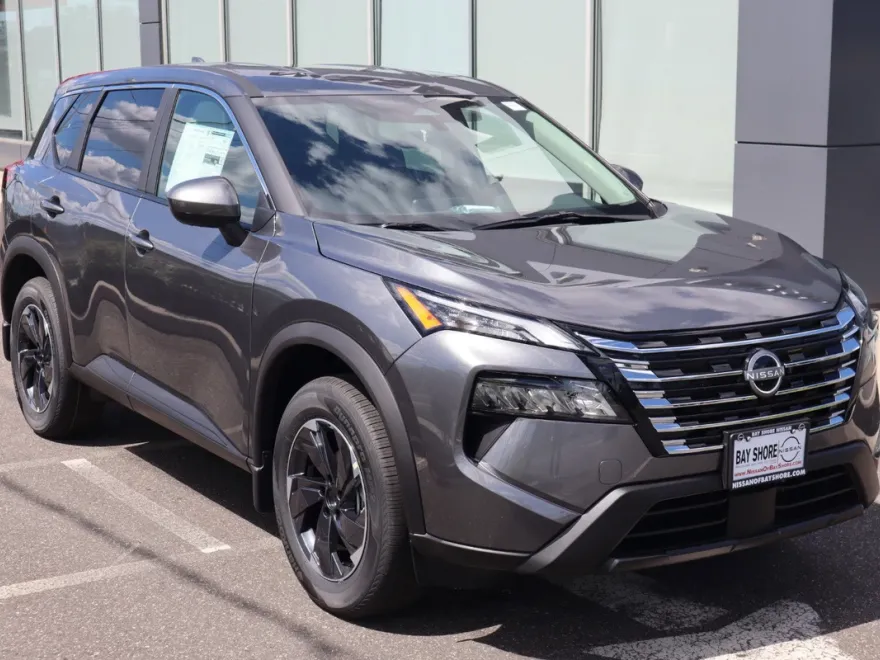 2026 Nissan Rogue SV photo 1