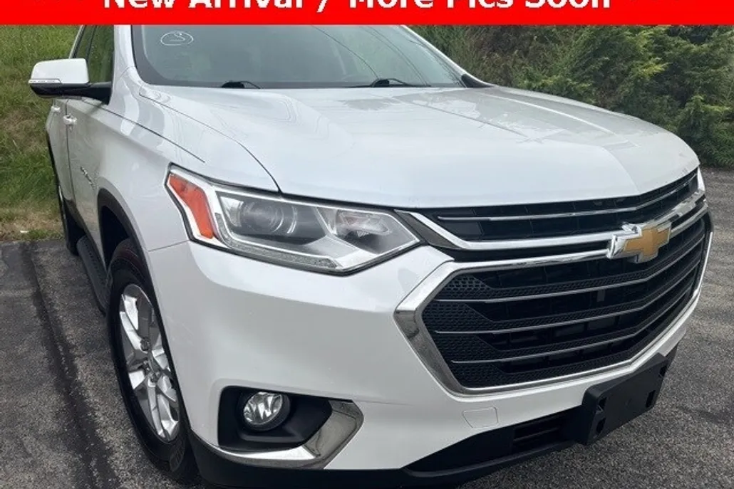 2018 Chevrolet Traverse Cloth 1LT photo 1