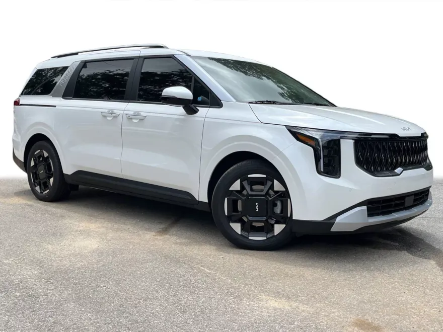 2026 Kia Carnival EX photo 1