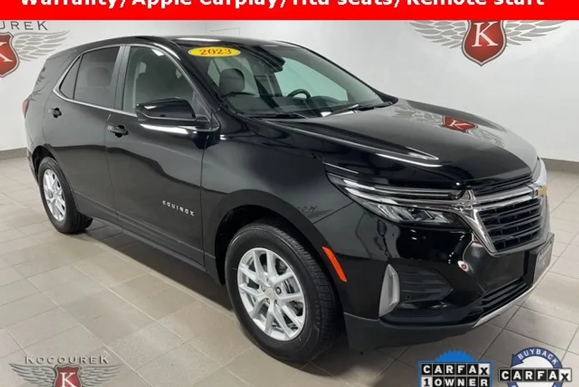 2023 Chevrolet Equinox LT photo 1