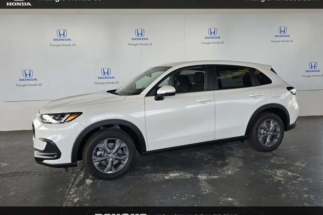 2026 Honda HR-V LX photo 1