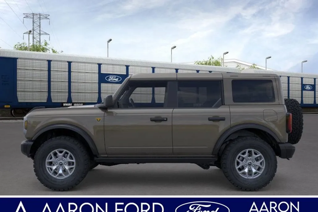 2025 Ford Bronco Badlands photo 1