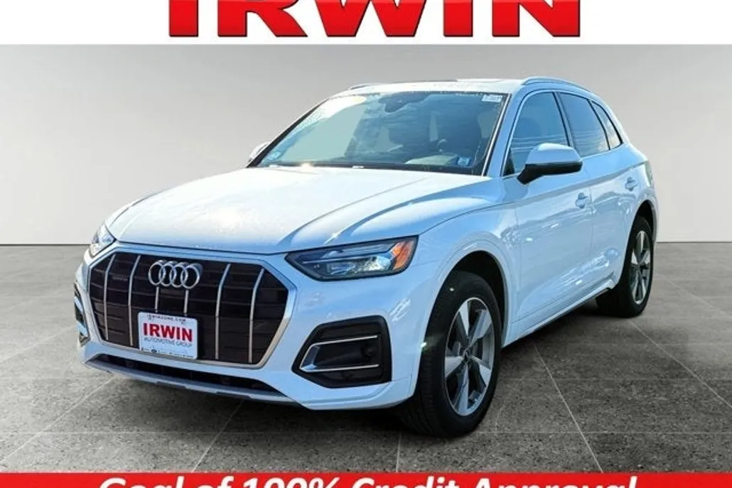 2022 Audi Q5 Premium Plus photo 1