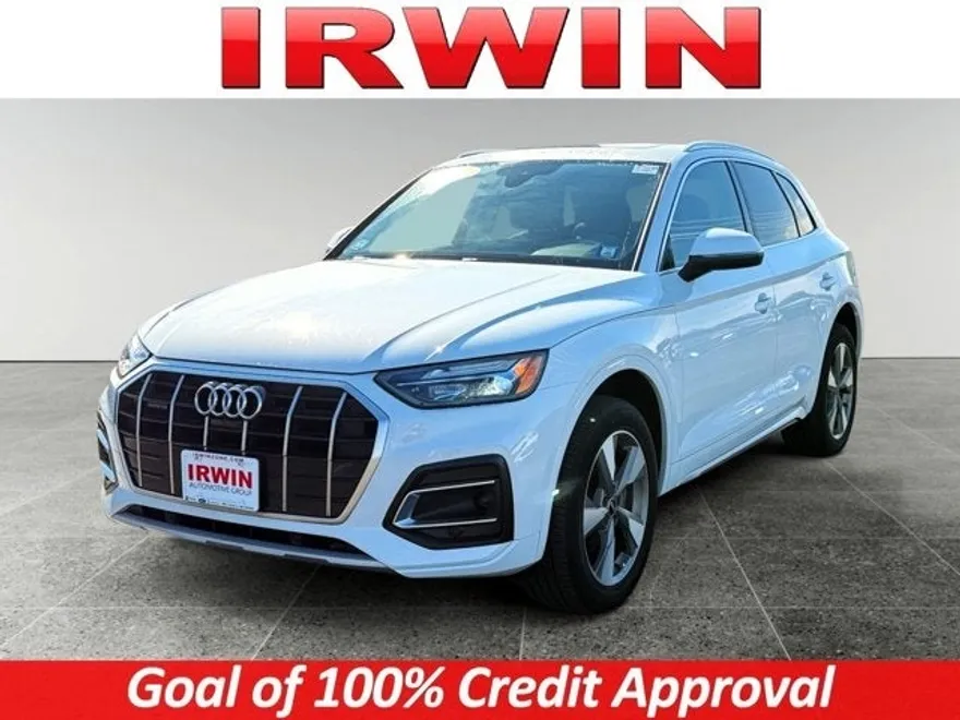 2022 Audi Q5 Premium Plus photo 1