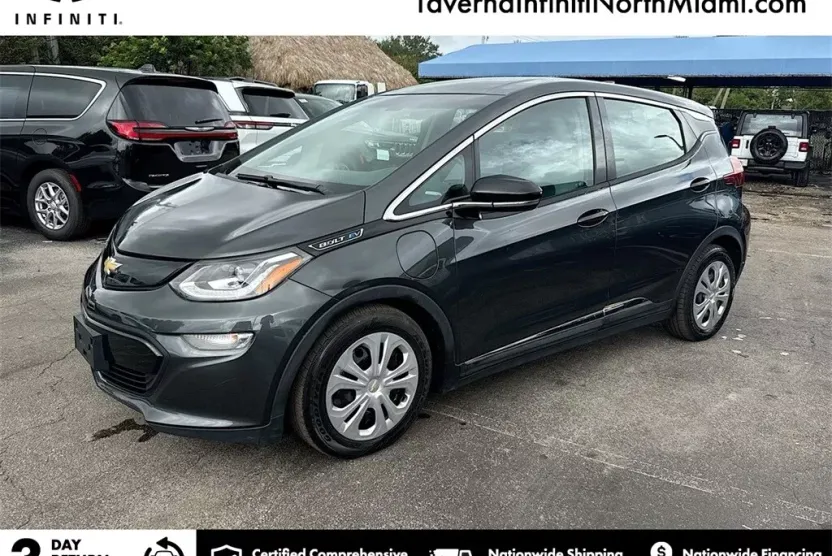 2018 Chevrolet Bolt EV photo 1