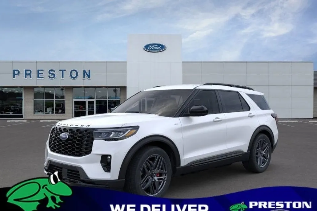 2025 Ford Explorer ST-Line photo 1