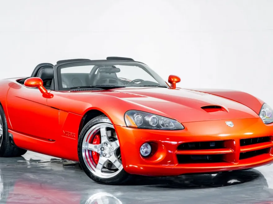 2005 Dodge Viper SRT10 photo 1