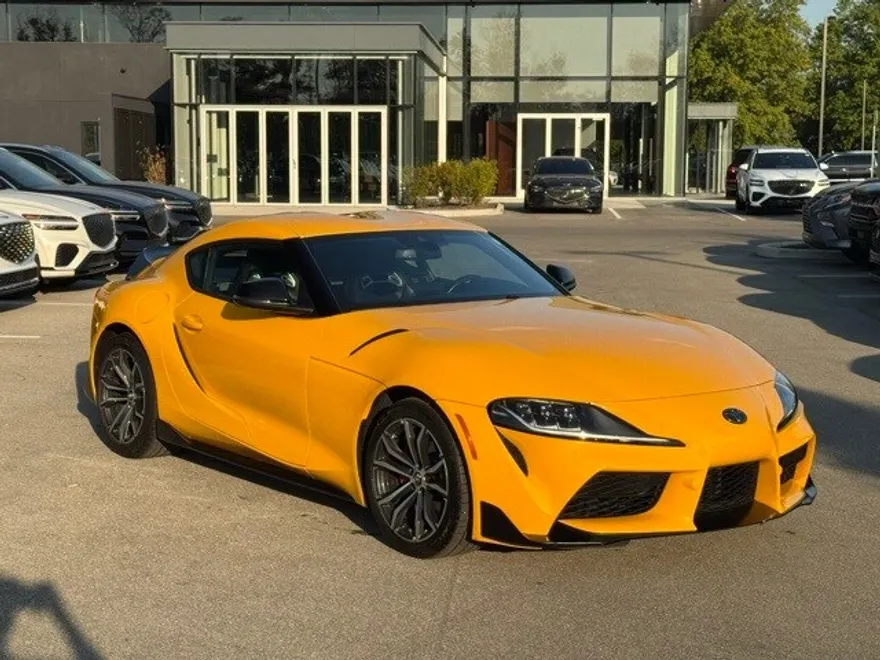 2022 Toyota Supra 2.0 photo 1