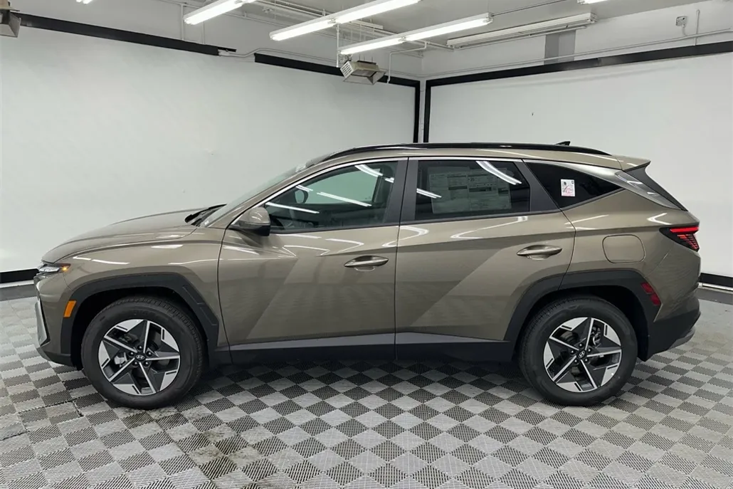 2025 Hyundai Tucson SEL Convenience photo 1