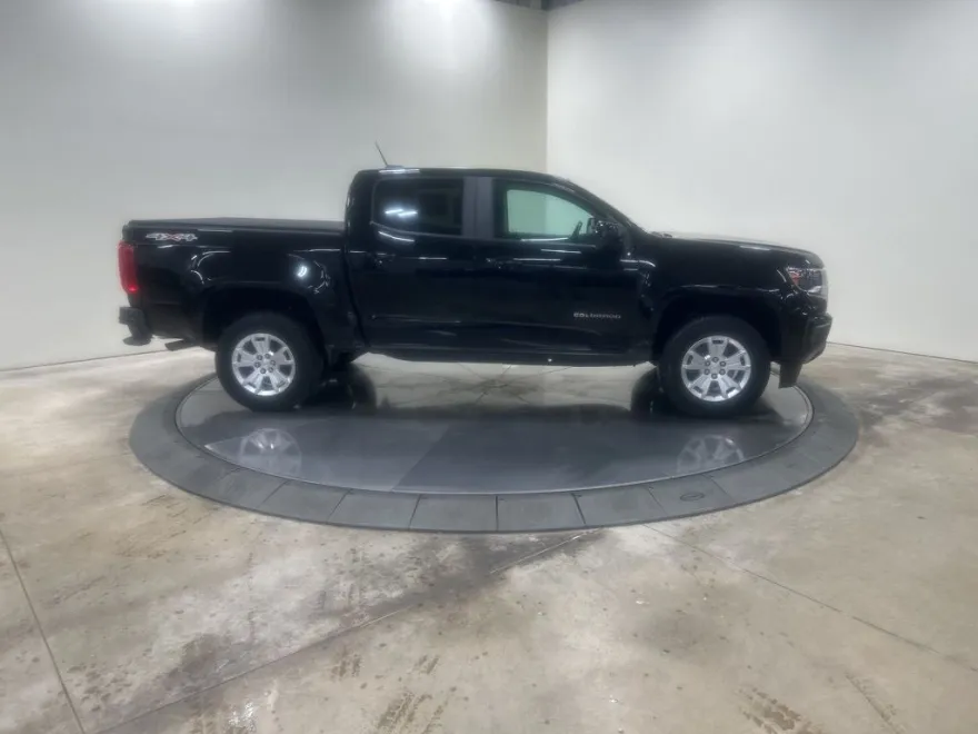 2022 Chevrolet Colorado LT photo 1